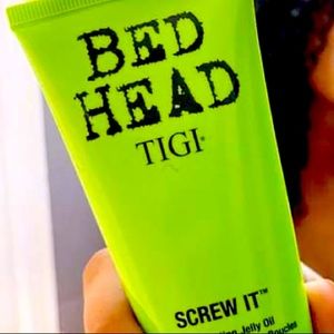 🧔🏽‍♂️💎NEW•or 👩🏽TIGI •🍬ScReW It🧁•Curly hair… don’t care